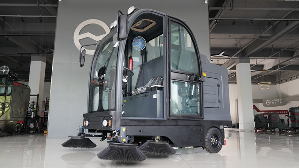  工業(yè)車(chē)間的掃地機好不好用呢？